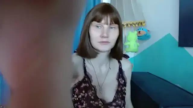 Freechat cornflower_mm on StripChat