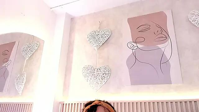 Freechat daiana_curly on StripChat