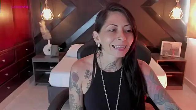 Freechat dark_gotica on StripChat