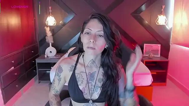 Freechat dark_gotica on StripChat