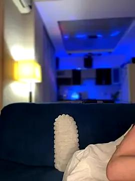 Freechat DinaTasty on StripChat