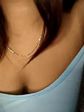 Freechat DreamGirlRiya on StripChat