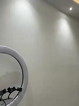 Freechat Elie-3 on StripChat