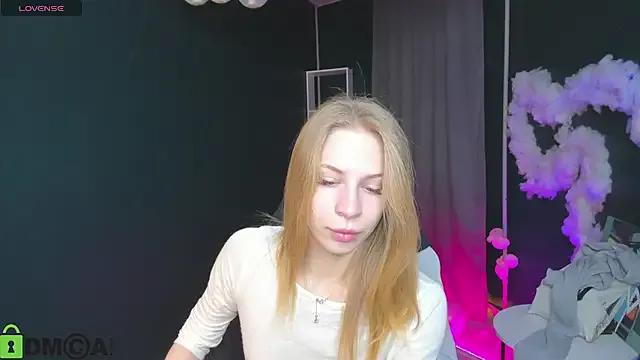 StripChat Elis_Fox is Freechat Elis_Fox — NAKED HOT DANCE FIESTA!