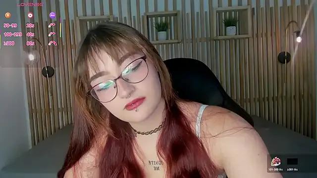 Freechat emma_cleir on StripChat