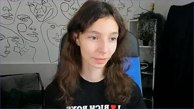 EmmanuellBrown on StripChat