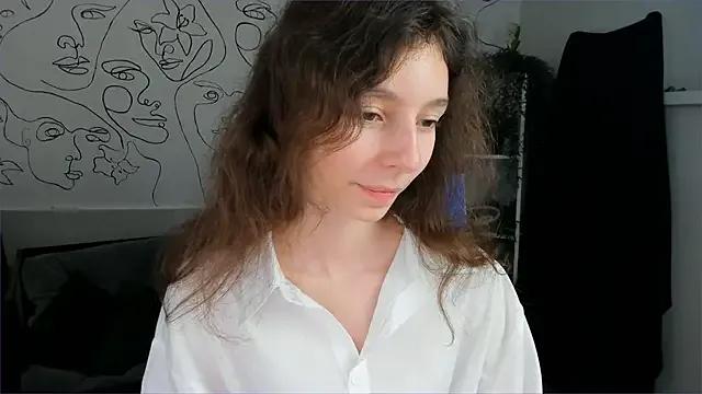 EmmanuellBrown on StripChat