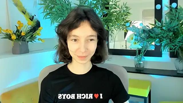 EmmanuellBrown on StripChat