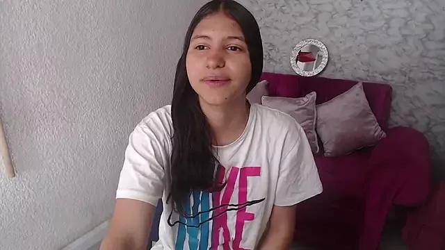 Freechat Evagirl69 on StripChat