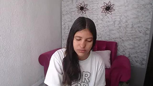 Freechat Evagirl69 on StripChat