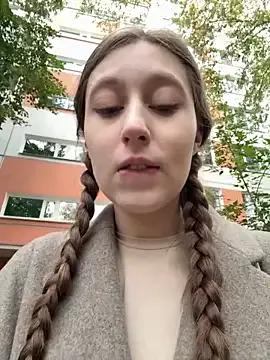 Freechat FroggyAnna on StripChat