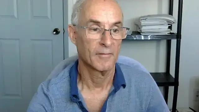 StripChat funone1999 is Freechat funone1999 — Stroke and Vibrate - 5 min