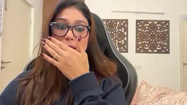 StripChat GoddessAnna is Freechat GoddessAnna — dildo fuck ,squirt, bath