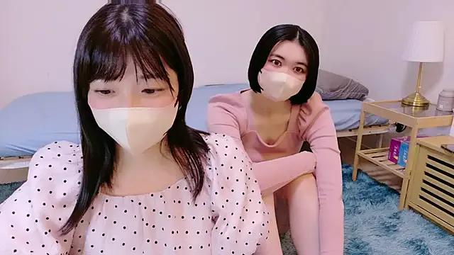 Group HaruruHappy on StripChat