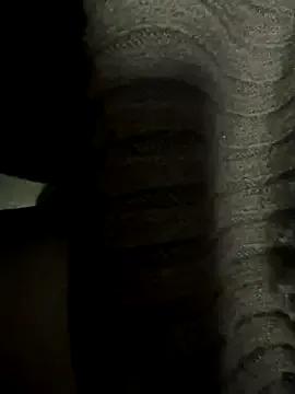 HiddenHoneyLDN on StripChat