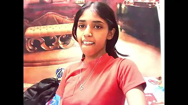 Freechat IndianSexySlender on StripChat