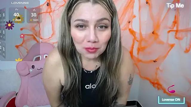 Freechat Isabella_wish1 on StripChat