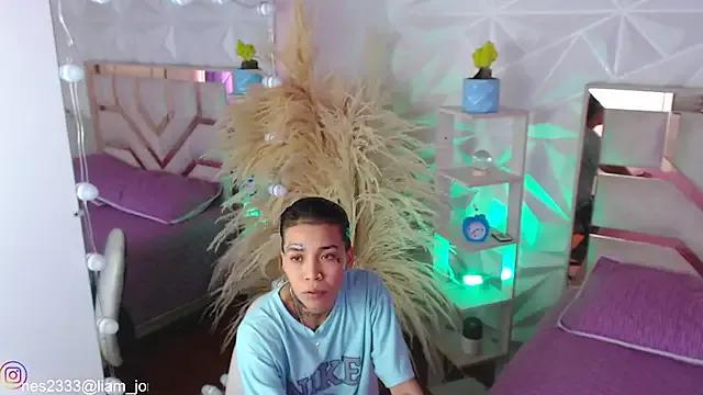 Freechat Jonesliam23 on StripChat