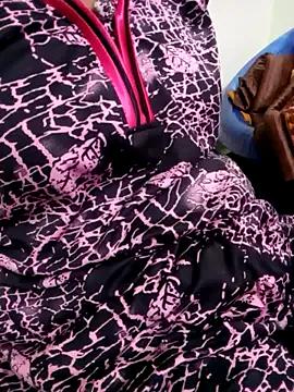 Freechat kavinila20 on StripChat