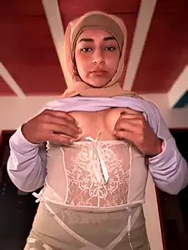 Freechat lalilamassu1 on StripChat