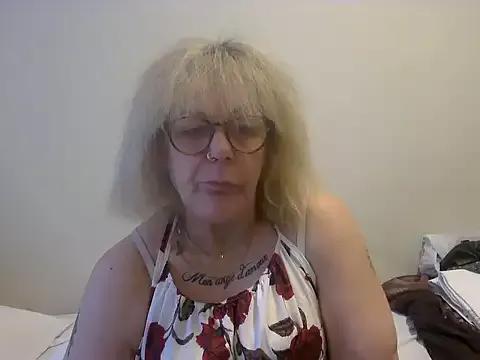 Freechat Latex_shantie on StripChat