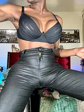 LeilaLopez on StripChat