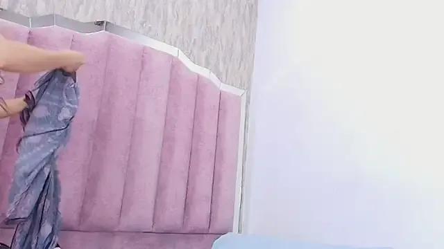 Private lilylovely_ on StripChat