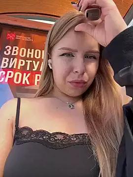 Liza_risky on StripChat
