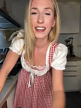 Freechat lola_tentatiion on StripChat