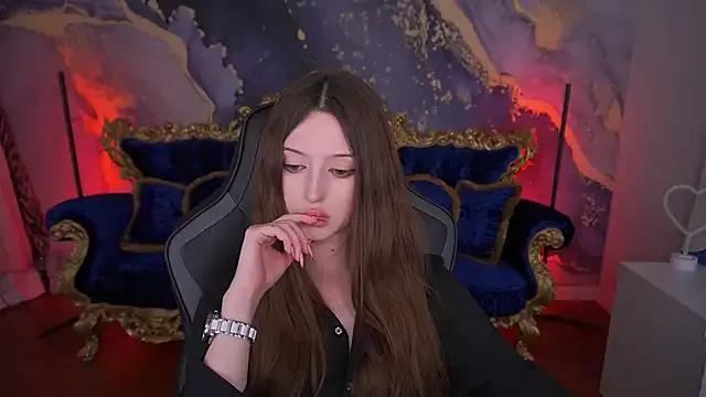 LovelyAngelyy's avatar