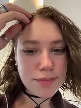 Freechat lucy-joy on StripChat