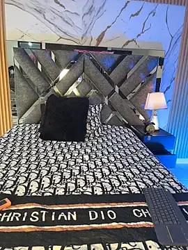 StripChat LylaLee111 is Freechat LylaLee111 — MESSY DEEPTHROAT AND CUM