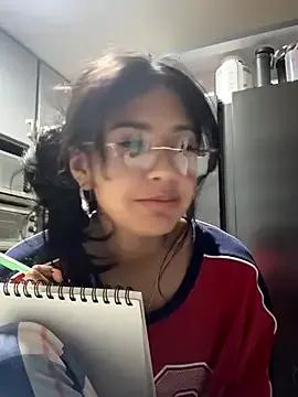 Freechat lynn9000 on StripChat