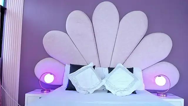 MarianaGarciaa__ on StripChat