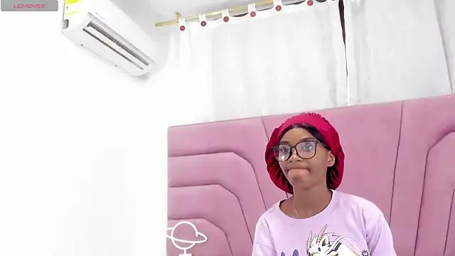 Freechat MarianRosse on StripChat