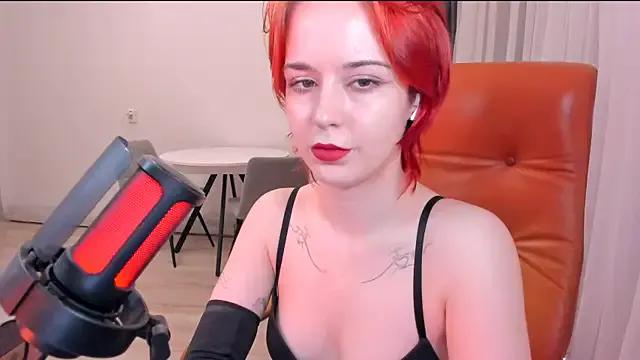 Freechat mollyposhh on StripChat