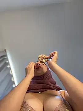 Freechat naughty__angel on StripChat