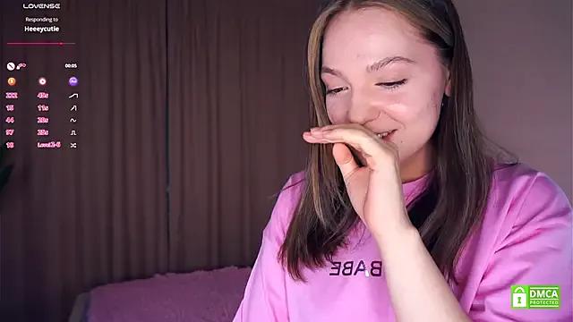 Freechat NguyetHankey on StripChat