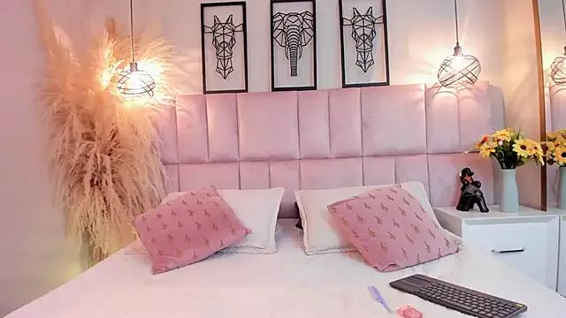 Freechat Nina_Ford_ on StripChat