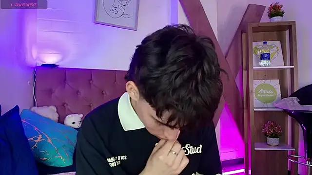 Freechat PepperTwink on StripChat