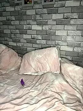 Freechat Poppy_frankie on StripChat