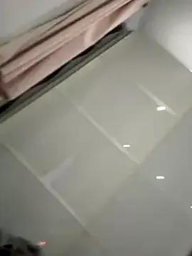 Freechat Poppy_frankie on StripChat