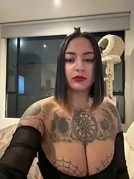StripChat Rae_Lil_White is Private Rae_Lil_White — POV:GET NAKED AND CUM SO WET