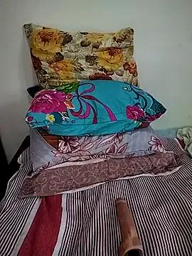 Freechat Rapunsal on StripChat