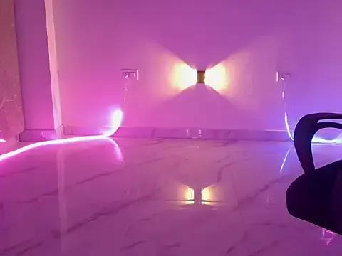 Freechat Rashiii_ on StripChat