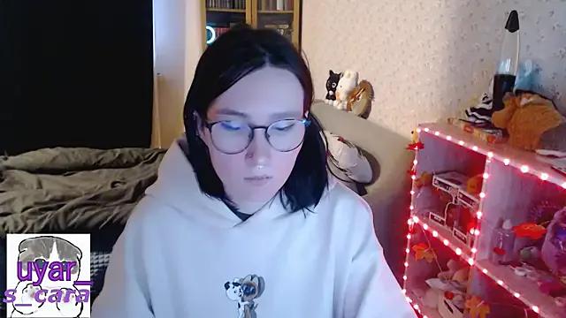 StripChat s_cara is Freechat s_cara — For cute costume and photoshoot