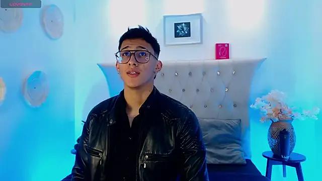 Freechat SalvadorFit on StripChat