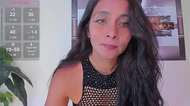 SamayRyann on StripChat 