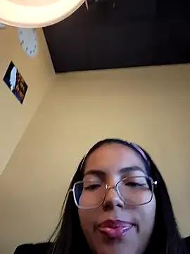 Freechat SheenaBrooke on StripChat