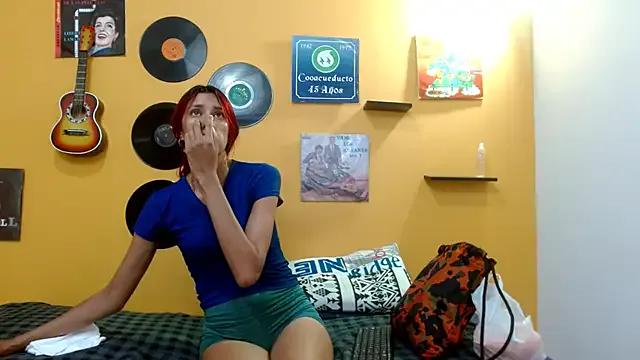 StripChat skinnyverus18 is Freechat skinnyverus18 — double penetration